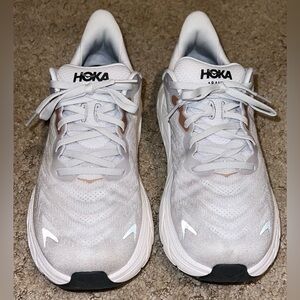 Women’s Hoka Sneakers